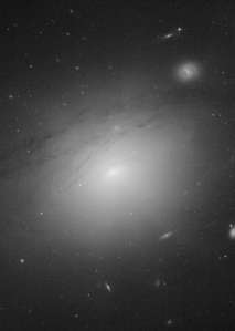 «Темные лучи», замеченные астрономами-любителями, раскроют тайны черных дыр